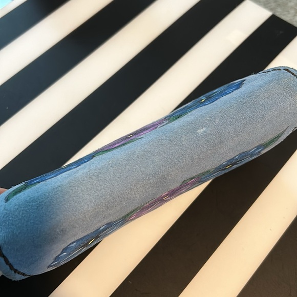 Vintage Blue Suede Wallet - Picture 8 of 9